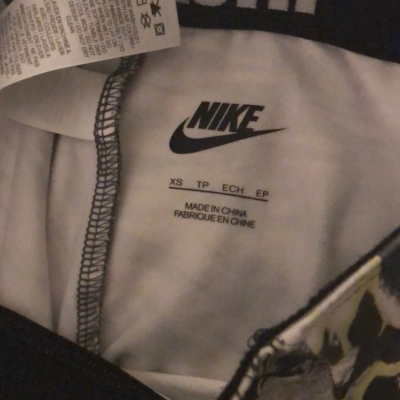 Nike dri fit running pants - Picture 3 of 3